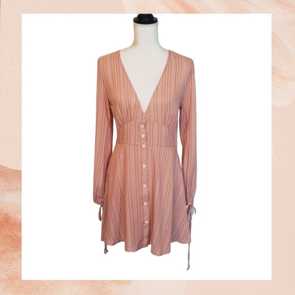 Pink Button Front Long Delicate Sleeve Mini V-Neck Dress - Picture 2 of 6